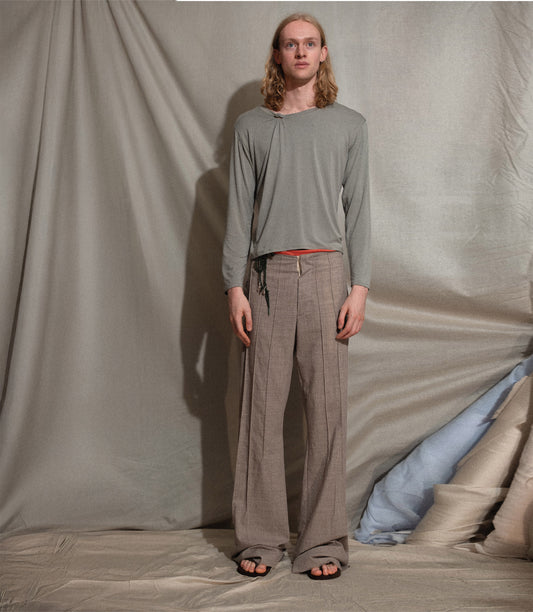Knot Long Sleeve T-Shirt