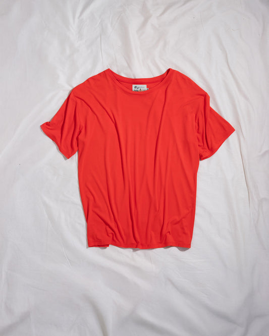 Basic Tee in Red