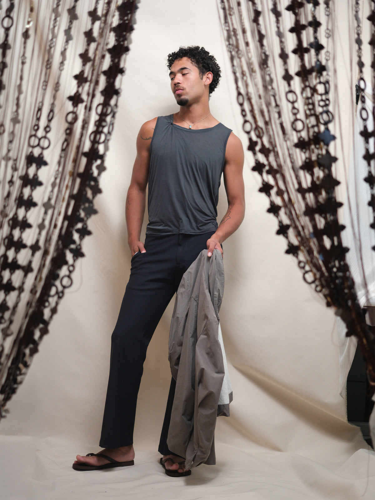 Knot Vest in Light Grey