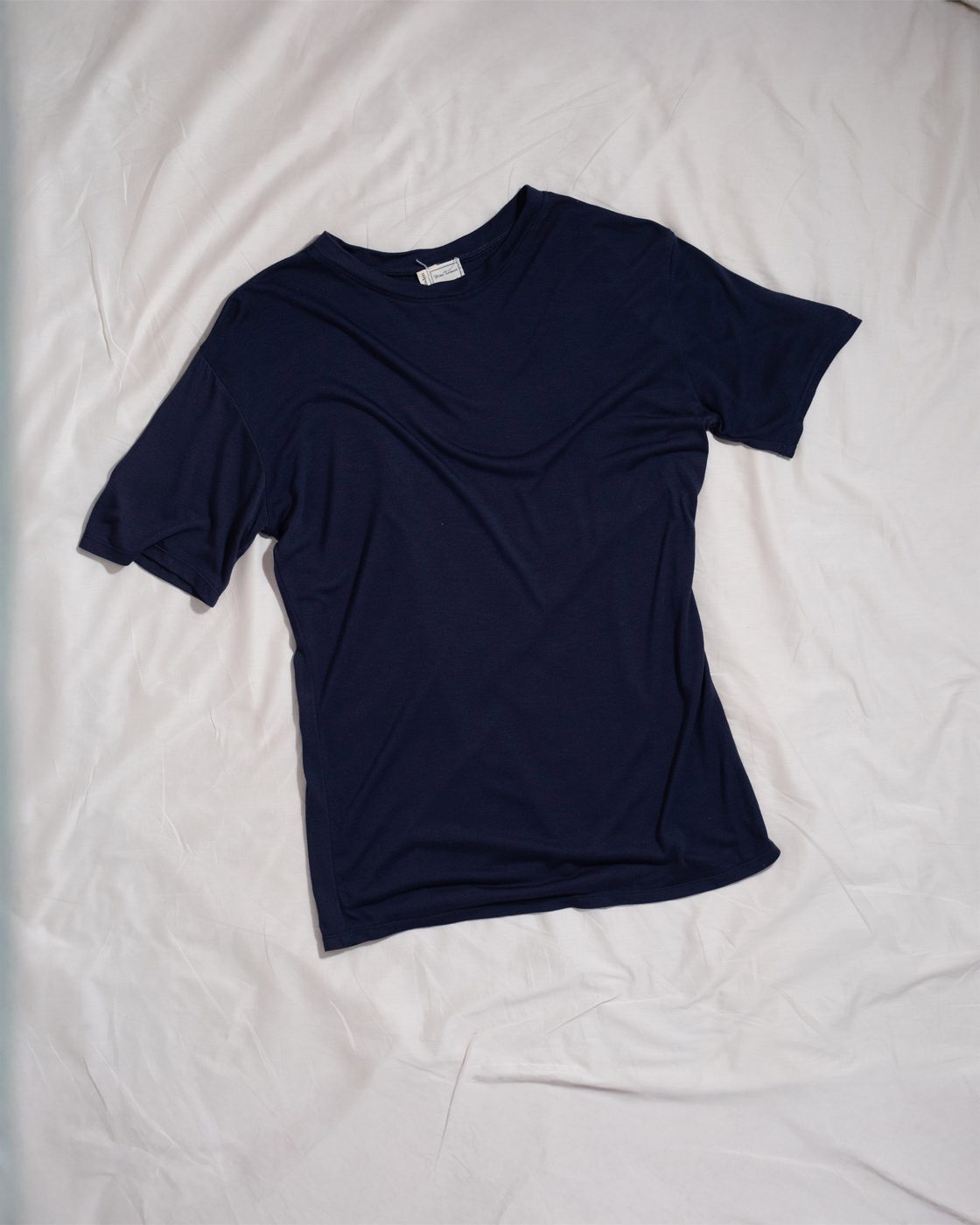 basic tee in navy
